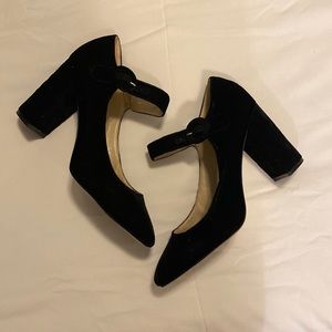 Marc Fisher Neutral Black Classic Velvet Ankle Strap Buckle Closed Toe Heels 10